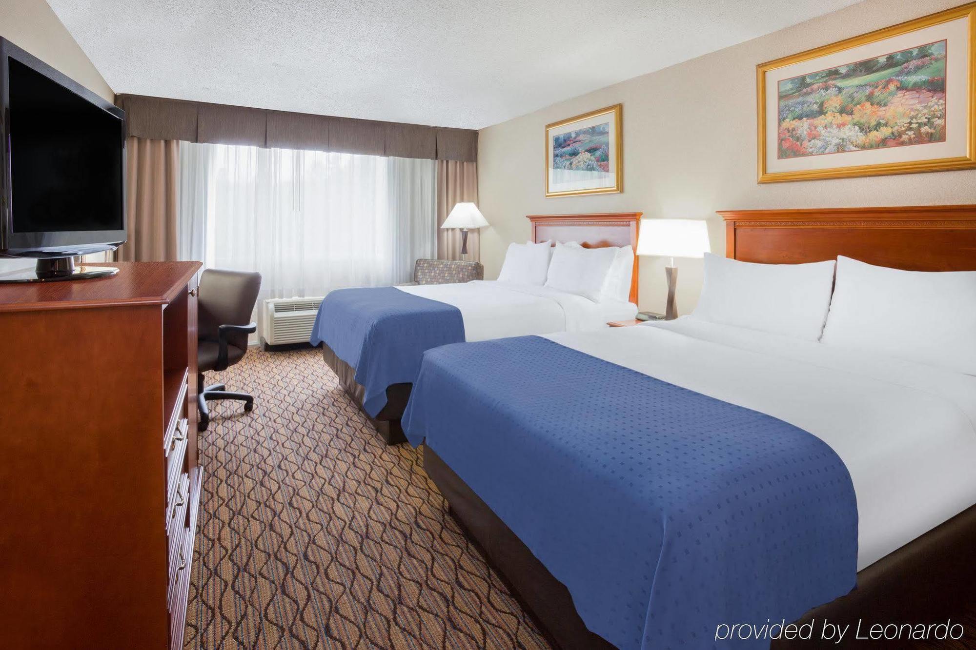 Holiday Inn Marquette By Ihg Exteriör bild